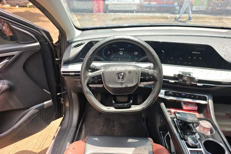 Used CHANGAN Eado 2022 PLUS Blue Whale NE 1.4T GDI DCT Prestige Edition Steering Wheel