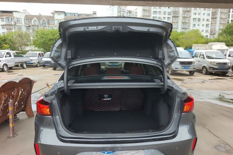 Used CHANGAN Eado 2022 PLUS Blue Whale NE 1.4T GDI DCT Prestige Edition Trunk