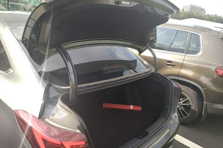 Used CHANGAN Eado 2022 PLUS 1.6L GDI Manual Elite Model Trunk