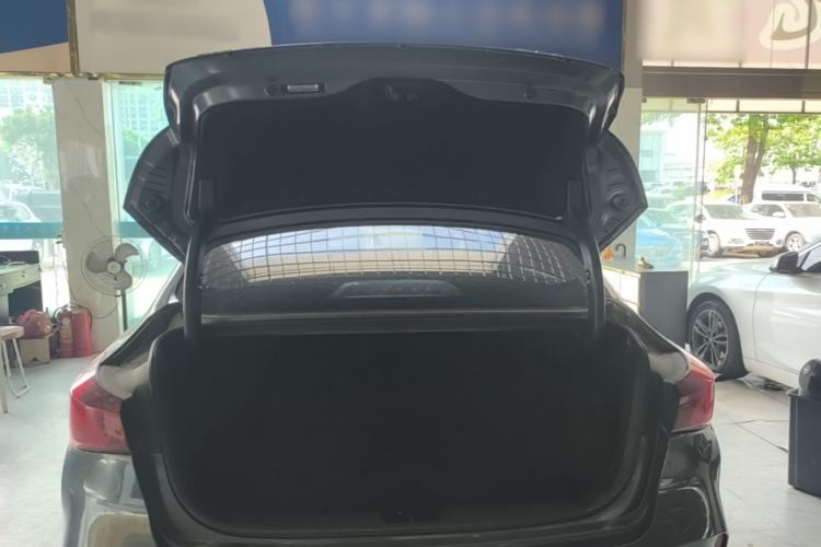 Used CHANGAN Eado 2022 PLUS Blue Whale NE 1.4T GDI DCT Prestige Edition Trunk