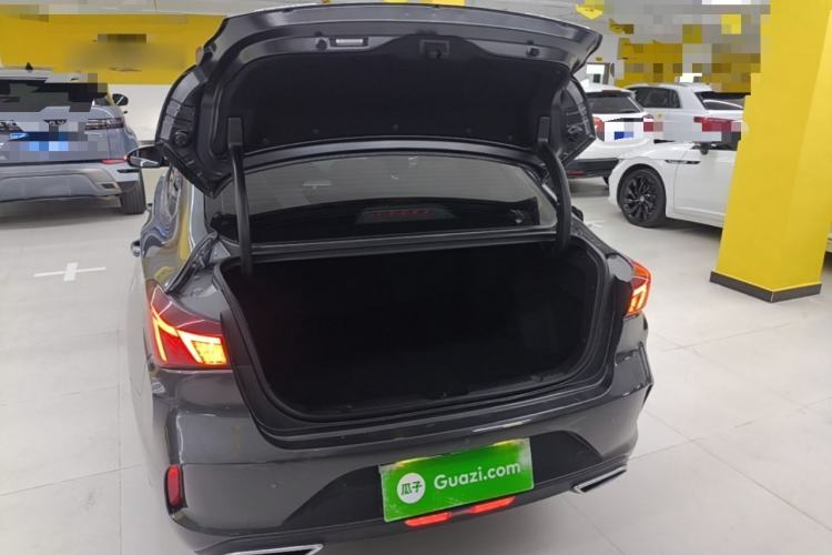 Used CHANGAN Eado 2022 PLUS Blue Whale NE 1.4T GDI DCT Prestige Edition Trunk