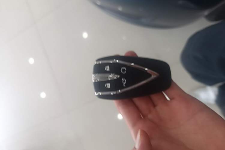 Used CHANGAN Eado 2022 PLUS Blue Whale NE 1.4T GDI DCT Prestige Edition Vehicle Key