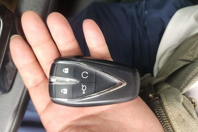 Used CHANGAN Eado 2022 PLUS 1.6L GDI Manual Elite Model Vehicle Key