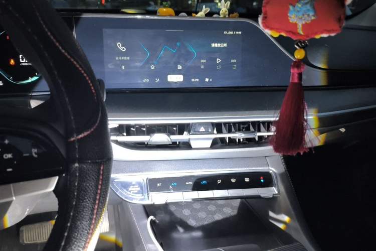 Used CHANGAN Eado 2022 PLUS Blue Whale NE 1.4T GDI DCT Prestige Edition Audio And AC Panel