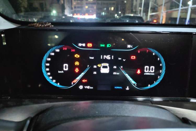 Used CHANGAN Eado 2022 PLUS 1.6L GDI Manual Luxury Model Instrument Cluster