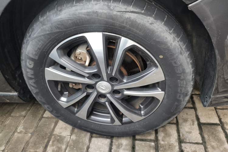 Used CHANGAN Eado 2022 PLUS Blue Whale NE 1.4T GDI DCT Prestige Edition Right Front Wheel Hub