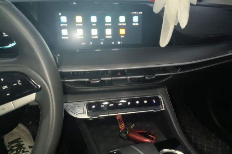 Used CHANGAN Eado 2022 PLUS Blue Whale NE 1.4T GDI DCT Prestige Edition Audio And AC Panel
