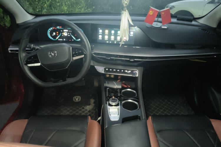 Used CHANGAN Eado 2022 PLUS Blue Whale NE 1.4T GDI DCT Prestige Edition Center Console
