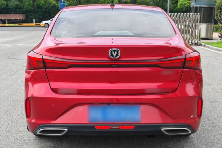 Used CHANGAN Eado 2022 PLUS Blue Whale NE 1.4T GDI DCT Prestige Edition Exterior 4