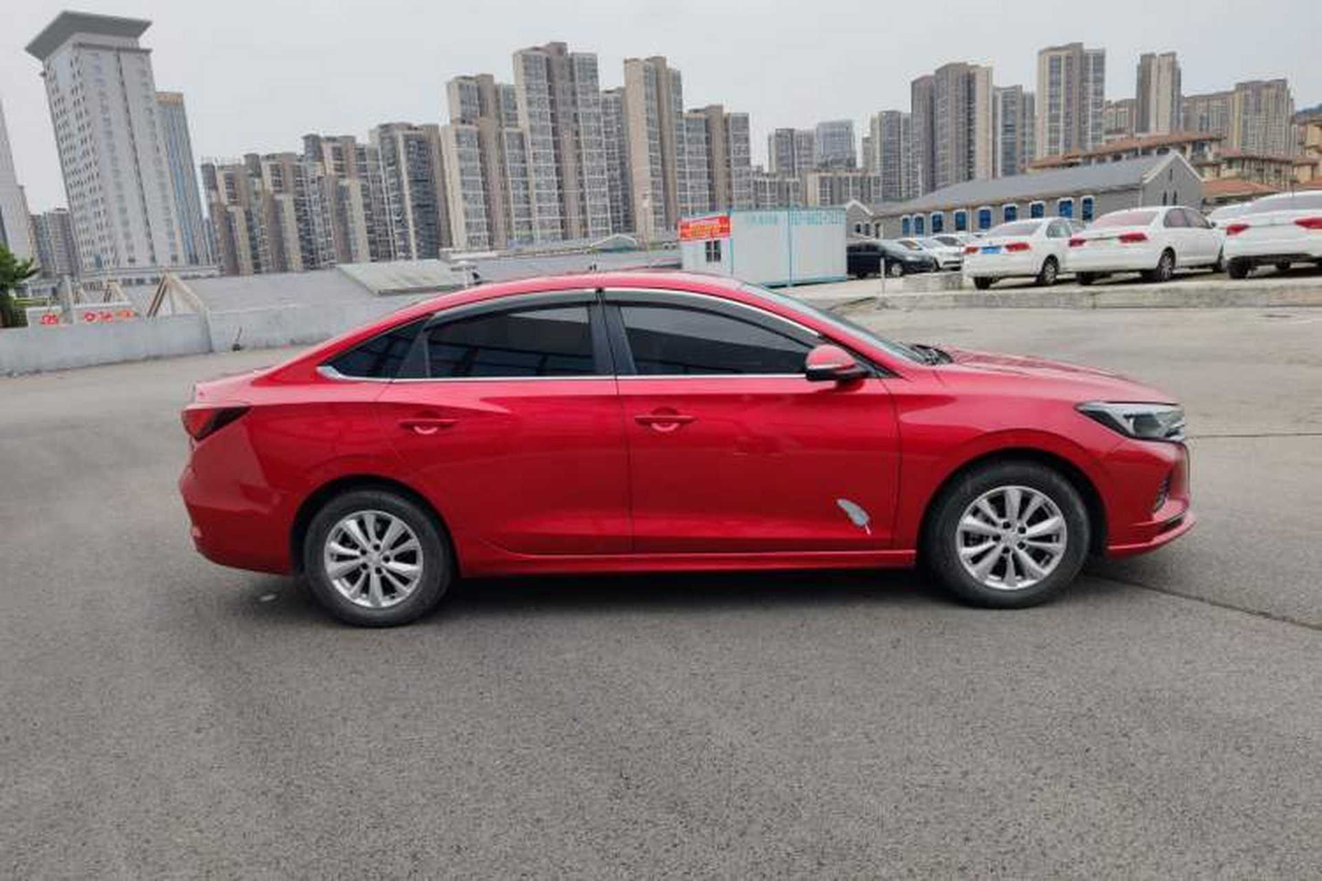 Used CHANGAN Eado 2022 PLUS 1.6L GDI CVT Elite Model Exterior 4