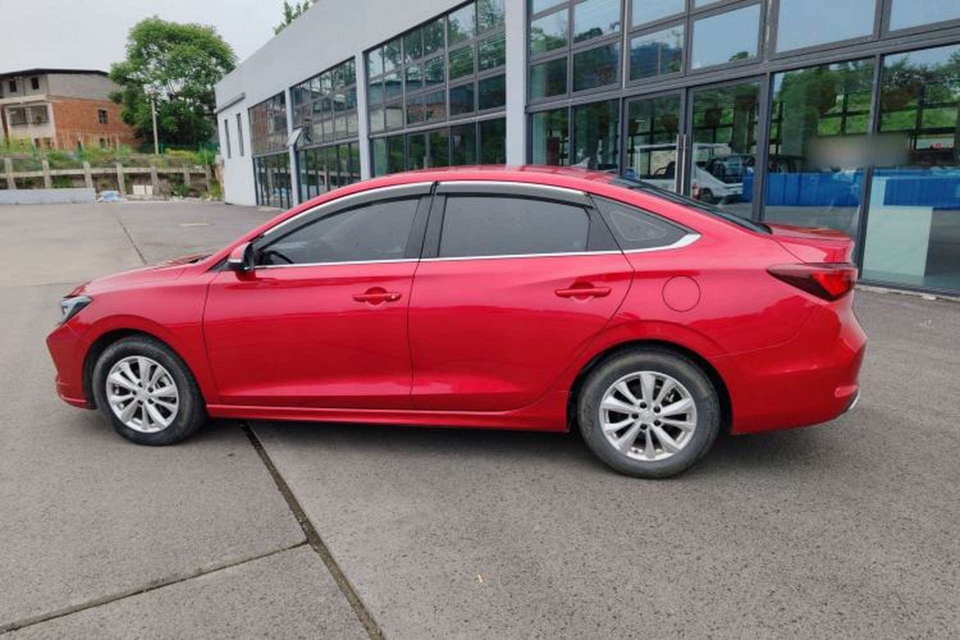 Used CHANGAN Eado 2022 PLUS 1.6L GDI CVT Elite Model Exterior 8