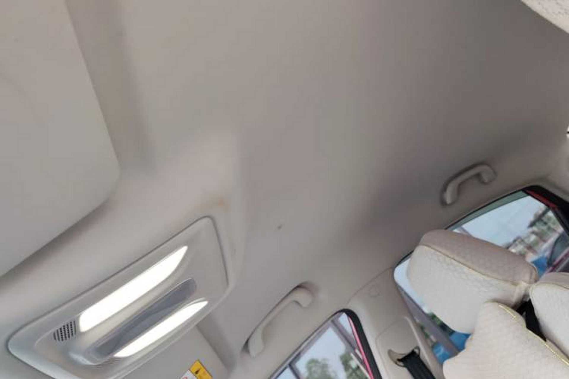 Used CHANGAN Eado 2022 PLUS 1.6L GDI CVT Elite Model Headliner