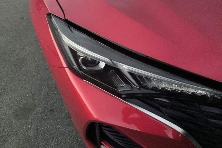 Used CHANGAN Eado 2022 PLUS Blue Whale NE 1.4T GDI DCT Prestige Edition Right Front Headlight