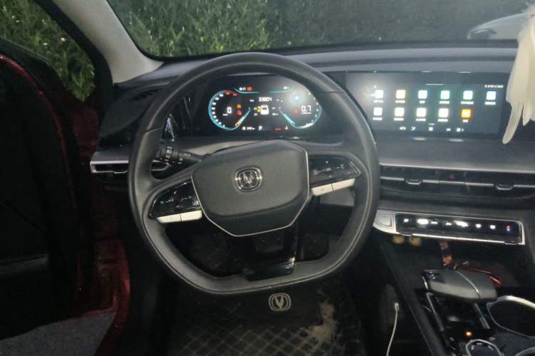 Used CHANGAN Eado 2022 PLUS Blue Whale NE 1.4T GDI DCT Prestige Edition Steering Wheel