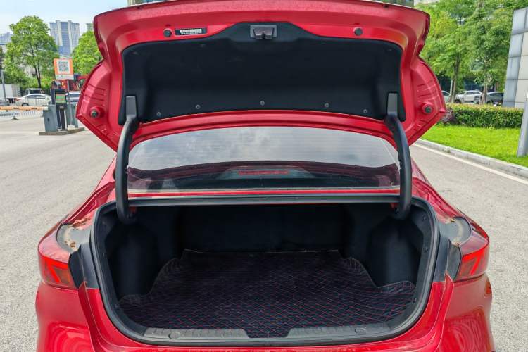 Used CHANGAN Eado 2022 PLUS Blue Whale NE 1.4T GDI DCT Prestige Edition Trunk