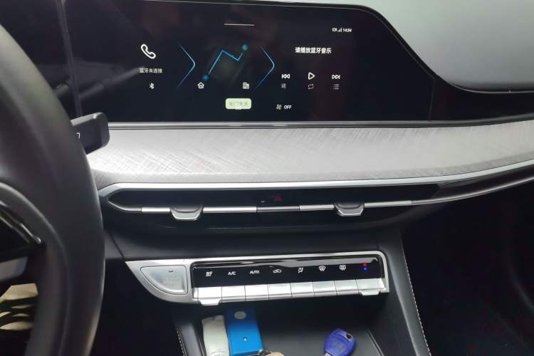 Used CHANGAN Eado 2022 PLUS Blue Whale NE 1.4T GDI DCT Prestige Edition Audio And AC Panel