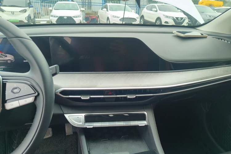 Used CHANGAN Eado 2022 PLUS Blue Whale NE 1.4T GDI DCT Flagship Edition Audio And AC Panel