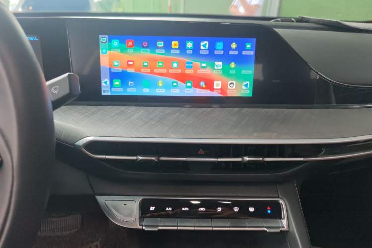 Used CHANGAN Eado 2022 PLUS Blue Whale NE 1.4T GDI DCT Flagship Edition Audio And AC Panel