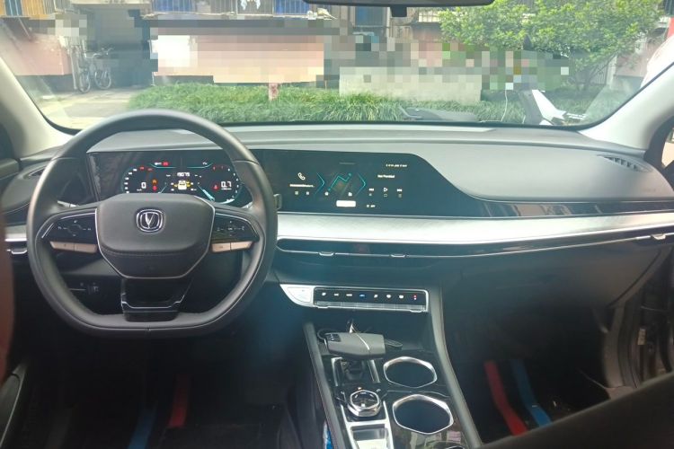 Used CHANGAN Eado 2022 PLUS Blue Whale NE 1.4T GDI DCT Prestige Edition Center Console