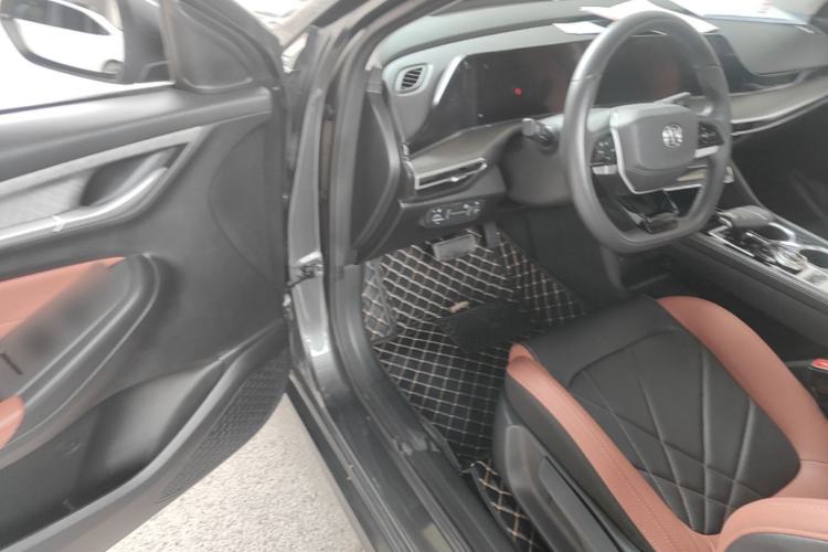 Used CHANGAN Eado 2022 PLUS Blue Whale NE 1.4T GDI DCT Prestige Edition Driver Seat