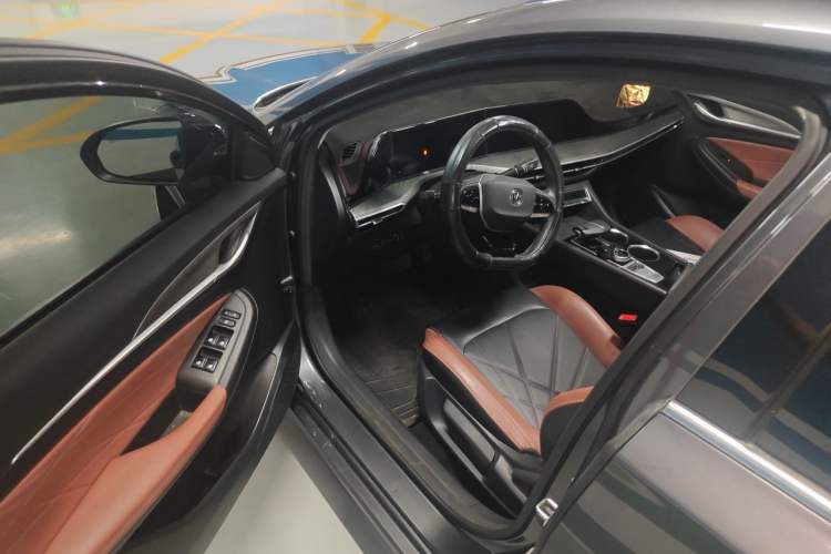 Used CHANGAN Eado 2022 PLUS Blue Whale NE 1.4T GDI DCT Prestige Edition Driver Seat