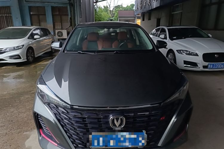 Used CHANGAN Eado 2022 PLUS Blue Whale NE 1.4T GDI DCT Flagship Edition Front