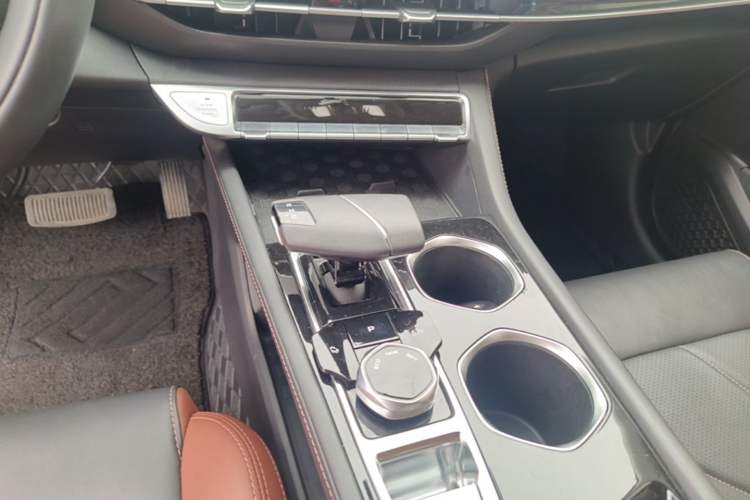 Used CHANGAN Eado 2022 PLUS Blue Whale NE 1.4T GDI DCT Flagship Edition Gear Lever