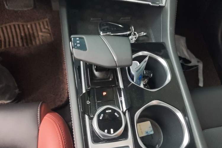 Used CHANGAN Eado 2022 PLUS Blue Whale NE 1.4T GDI DCT Flagship Edition Gear Lever