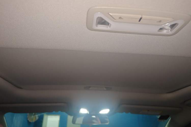 Used CHANGAN Eado 2022 PLUS Blue Whale NE 1.4T GDI DCT Prestige Edition Headliner