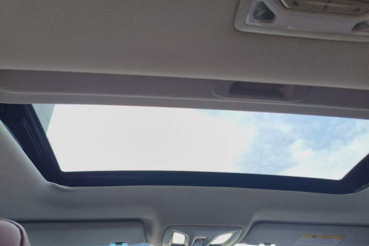 Used CHANGAN Eado 2022 PLUS Blue Whale NE 1.4T GDI DCT Prestige Edition Headliner