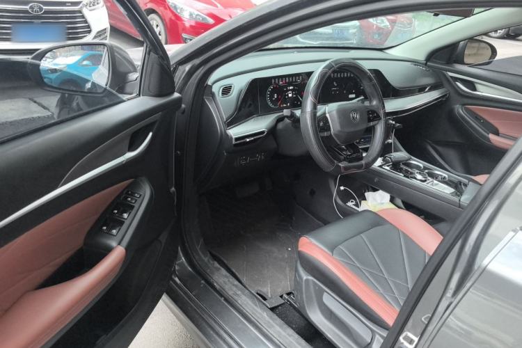 Used CHANGAN Eado 2022 PLUS Blue Whale NE 1.4T GDI DCT Prestige Edition Interior 3