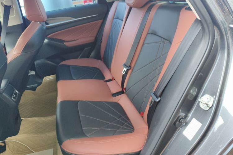 Used CHANGAN Eado 2022 PLUS Blue Whale NE 1.4T GDI DCT Prestige Edition Left Rear Seat