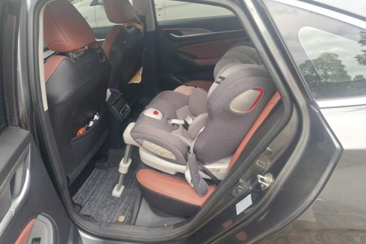 Used CHANGAN Eado 2022 PLUS Blue Whale NE 1.4T GDI DCT Flagship Edition Left Rear Seat