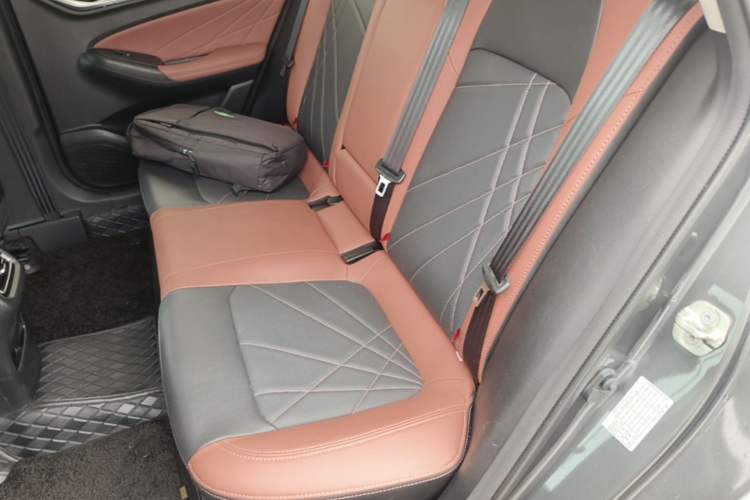 Used CHANGAN Eado 2022 PLUS Blue Whale NE 1.4T GDI DCT Flagship Edition Left Rear Seat