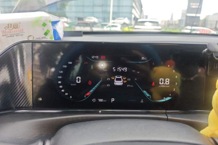 Used CHANGAN Eado 2022 PLUS 1.6L GDI CVT Luxury Model Odometer Close Up