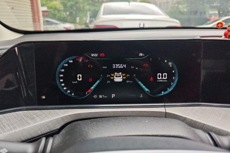 Used CHANGAN Eado 2022 PLUS Blue Whale NE 1.4T GDI DCT Prestige Edition Odometer Close Up