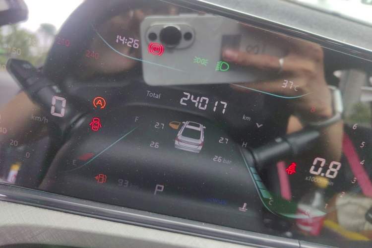 Used CHANGAN Eado 2022 PLUS Blue Whale NE 1.4T GDI DCT Prestige Edition Odometer Close Up