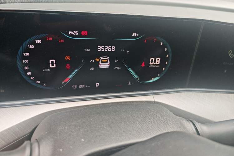 Used CHANGAN Eado 2022 PLUS Blue Whale NE 1.4T GDI DCT Prestige Edition Odometer Close Up
