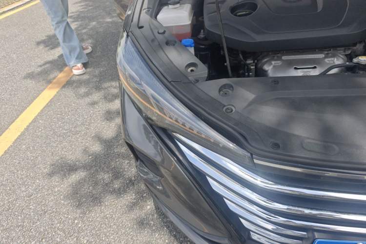 Used CHANGAN Eado 2022 PLUS 1.6L GDI CVT Luxury Model Right Front Headlight