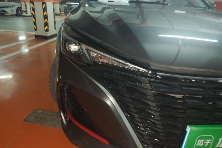 Used CHANGAN Eado 2022 PLUS Blue Whale NE 1.4T GDI DCT Prestige Edition Right Front Headlight