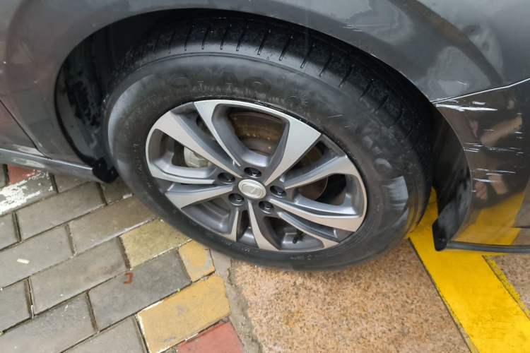 Used CHANGAN Eado 2022 PLUS 1.6L GDI CVT Luxury Model Right Front Wheel Hub