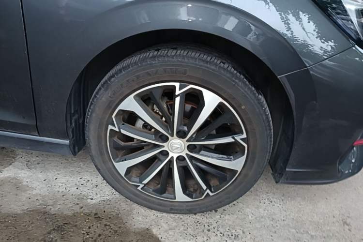 Used CHANGAN Eado 2022 PLUS Blue Whale NE 1.4T GDI DCT Flagship Edition Right Front Wheel Hub