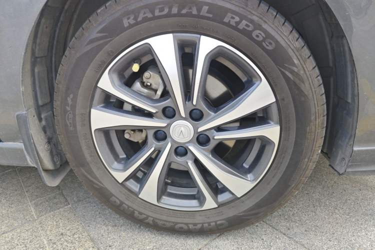 Used CHANGAN Eado 2022 PLUS Blue Whale NE 1.4T GDI DCT Prestige Edition Right Front Wheel Hub