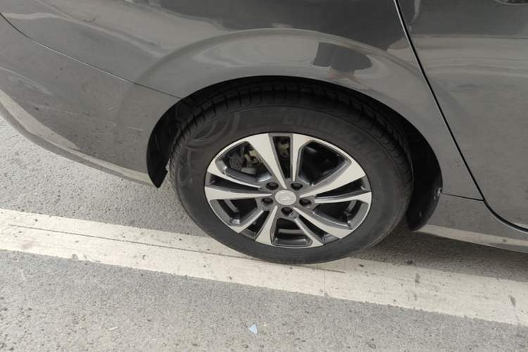 Used CHANGAN Eado 2022 PLUS Blue Whale NE 1.4T GDI DCT Prestige Edition Right Rear Wheel Hub