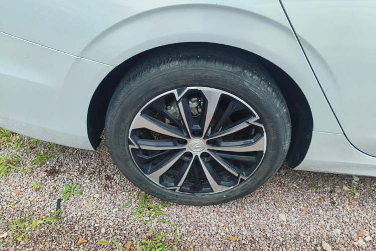 Used CHANGAN Eado 2022 PLUS Blue Whale NE 1.4T GDI DCT Flagship Edition Right Rear Wheel Hub