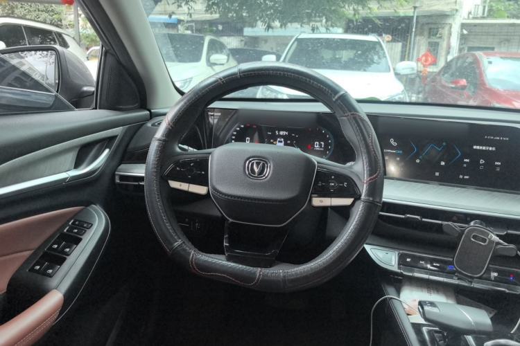 Used CHANGAN Eado 2022 PLUS Blue Whale NE 1.4T GDI DCT Prestige Edition Steering Wheel