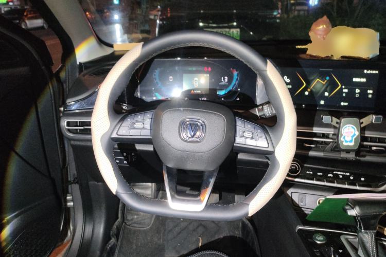 Used CHANGAN Eado 2022 PLUS Blue Whale NE 1.4T GDI DCT Prestige Edition Steering Wheel