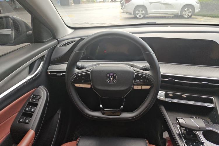 Used CHANGAN Eado 2022 PLUS Blue Whale NE 1.4T GDI DCT Prestige Edition Steering Wheel