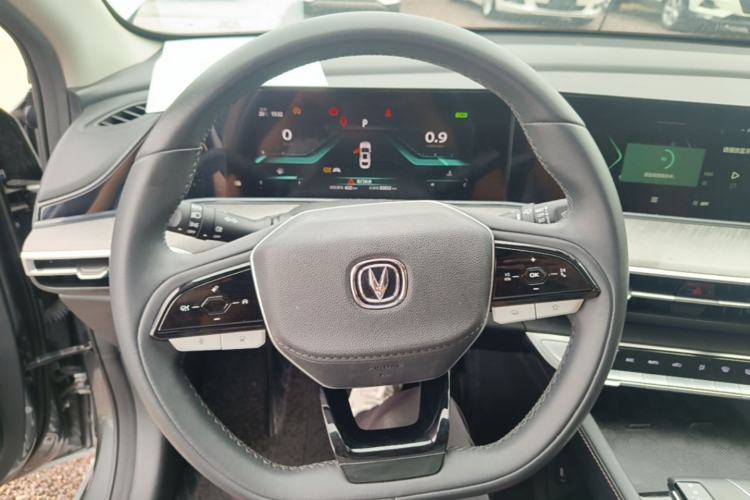 Used CHANGAN Eado 2022 PLUS Blue Whale NE 1.4T GDI DCT Flagship Edition Steering Wheel