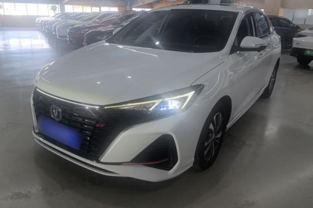 CHANGAN Eado 2022 PLUS Blue Whale NE 1.4T GDI DCT Prestige Edition usado